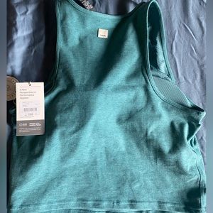 Vuori teal Elevation Pylo Tank  sz L NWT